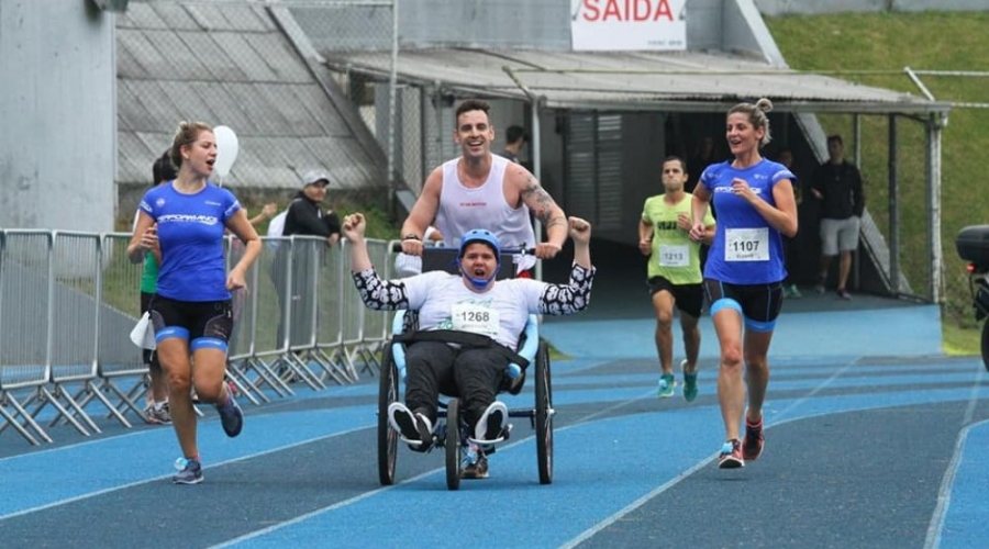 SESI - Pernas Solidarias 